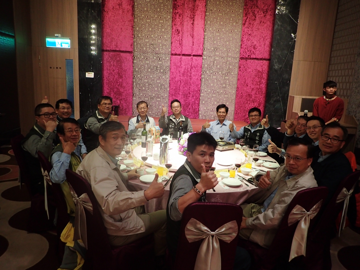 105.12.23 105年度年終歲末餐敘